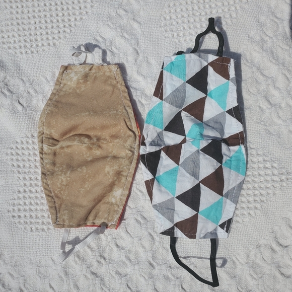 2 Pack of Handmade Masks - Red & Gold / Forest - Picture 3 of 6